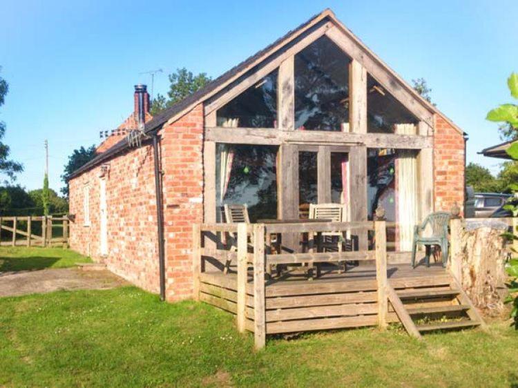 Little Pentre Barn With Cosy Logburner Villa Wrexham Exterior photo